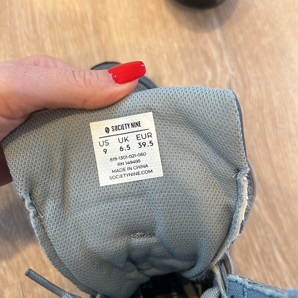 Boxing Shoes, gray/silver, size 9 - Picture 4 of 4